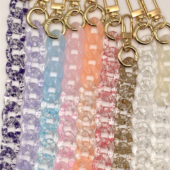 Chain link wristlet strap for wallets, key holders, or SLGs Clear white speckled - Picture 2 of 4